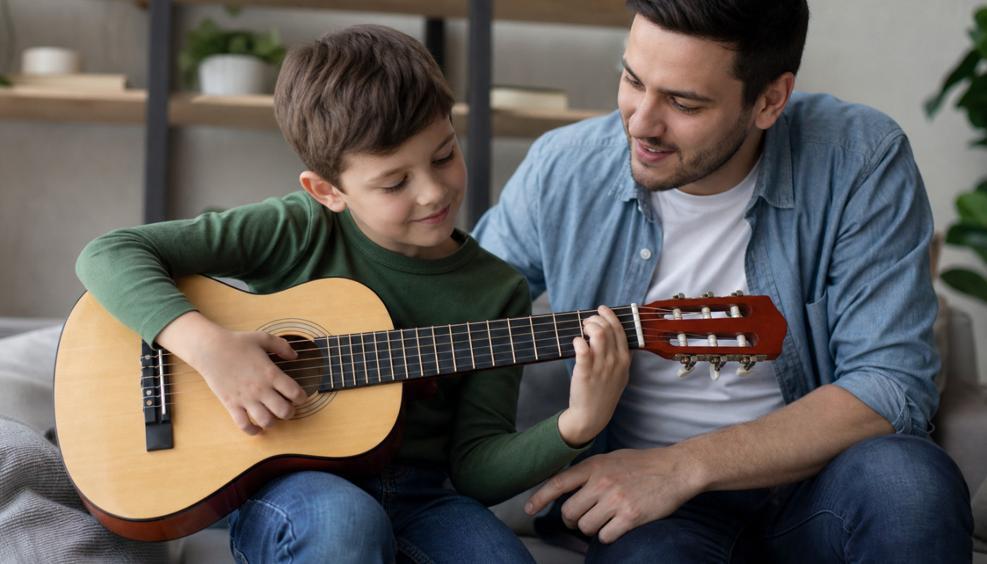 Comment bien débuter l’apprentissage d’une guitare pour enfant ?